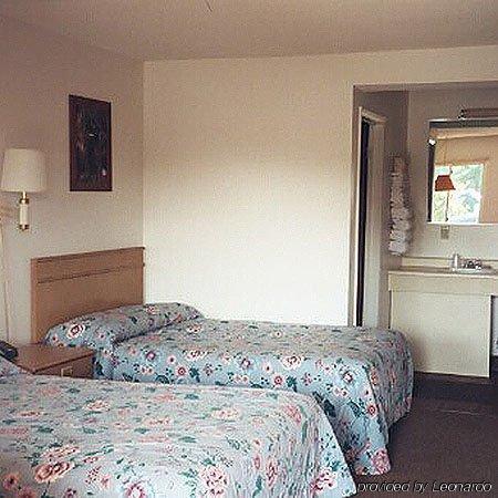 Port Lodge Motel Pulaski Buitenkant foto