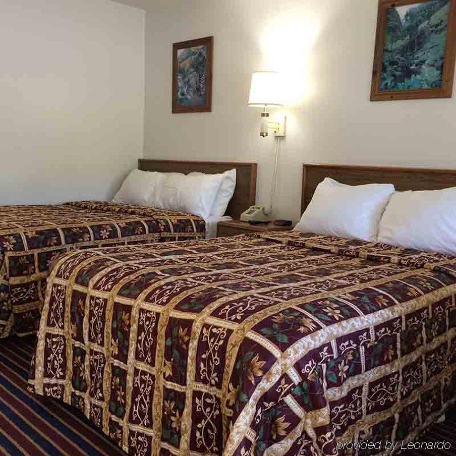 Port Lodge Motel Pulaski Buitenkant foto