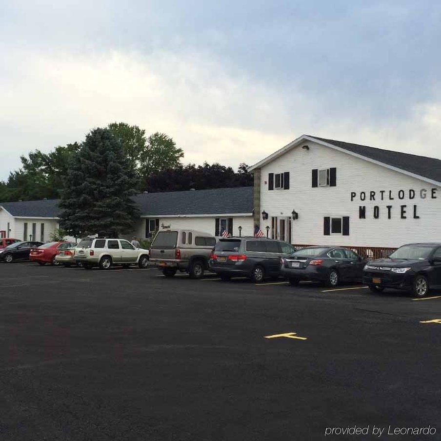 Port Lodge Motel Pulaski Buitenkant foto